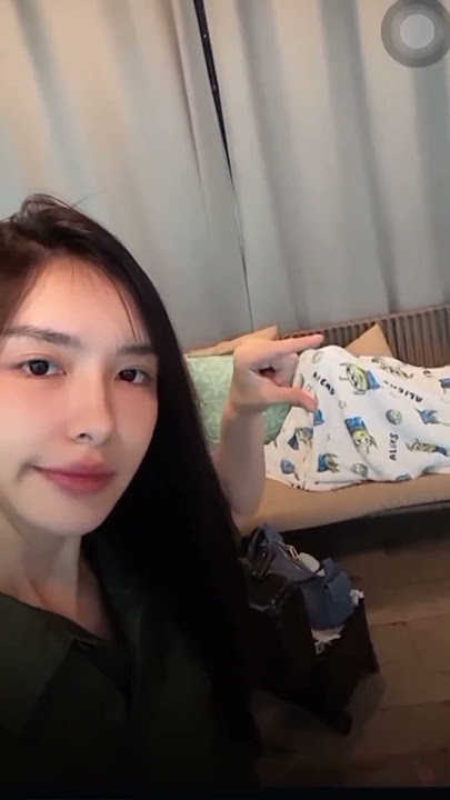 sleeping Manaow 🤭 take a good rest Nong 🩵 @Anda @Lookkaew Kamollak #andaanunta #lookkaewkamollak