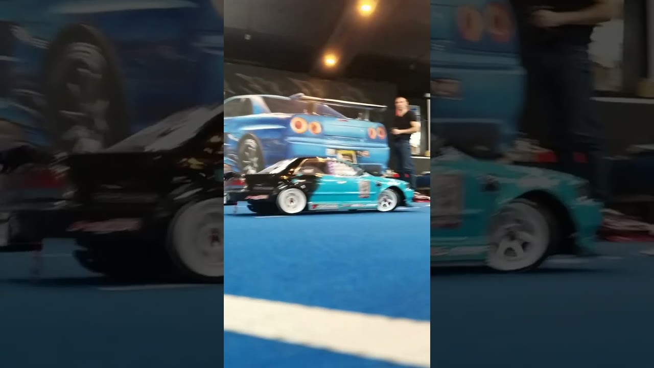 Дрифт Toyota mark II.