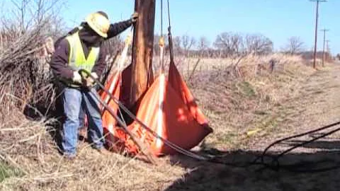 Jobsite Auger Tarp for Utility Pole Installation 1000 lbs. Work Load