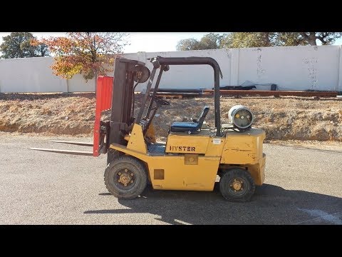 HOW TO DRIVE A FORKLIFT!