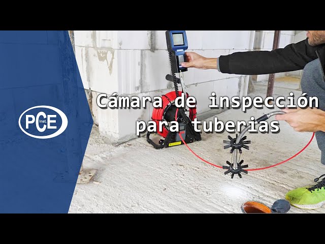 Inspección de tuberías en una obra con la cámara de inspección PCE