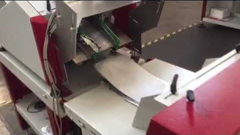 Friction feeder F320 COUNTER counting food containers