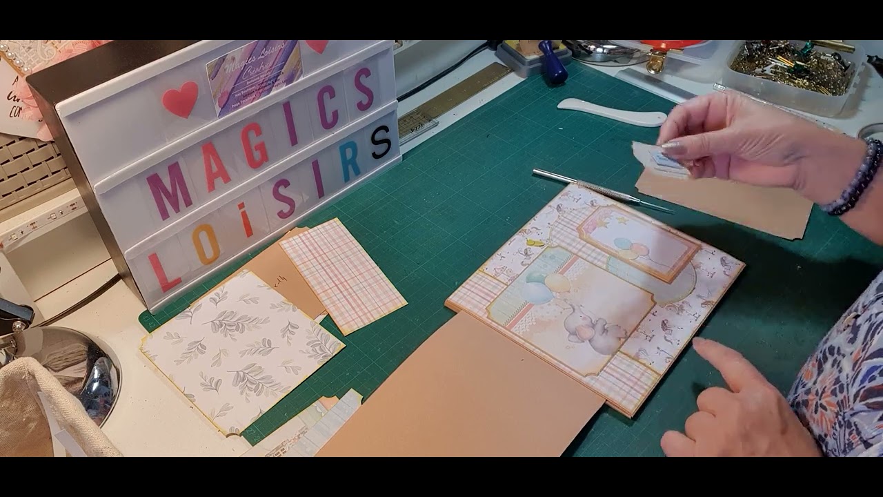 TUTO ALBUM MY TINY WORLD - BLOC 1 PAGE 2 - YouTube