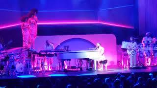 "Conversations in the dark" John Legend Live in Vegas
