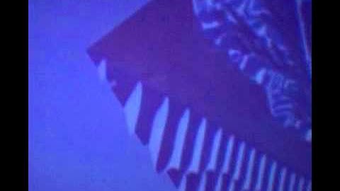 Eutectic solidification.  Formation of regular structure in the pyrene paradibromobenzene system