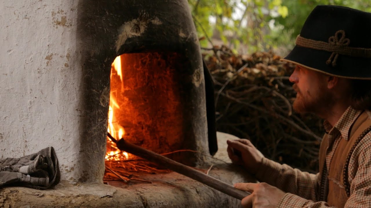 Kenyérsütés kemencében, szabadtéren - Nagyszékely