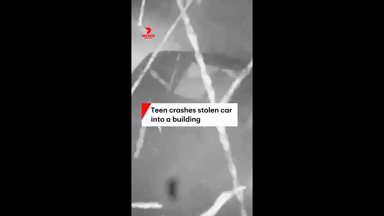 Teen crashes stolen car into a Saint Marys building