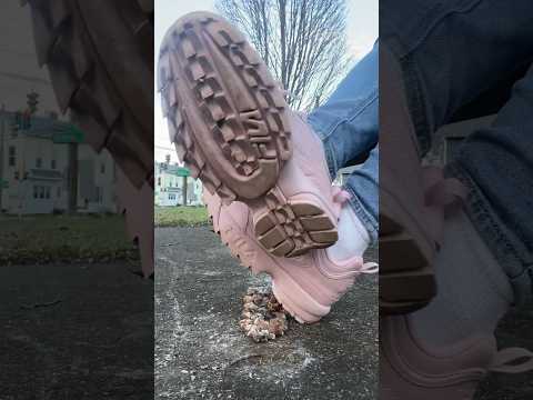 Christmas pine cones crush! | ASMR & CRUSHING