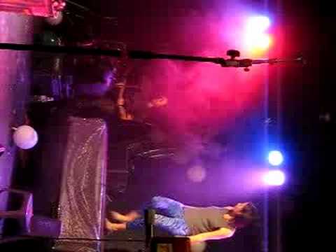 Tilly and the Wall Jamie Presnall tapping - YouTube