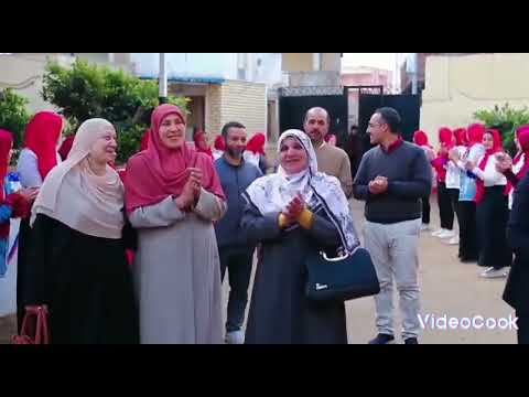 حفل مدرسة عمر الفاروق التجاريه ببشبيش لبلوغ مديريتها الفاضله سن المعاش