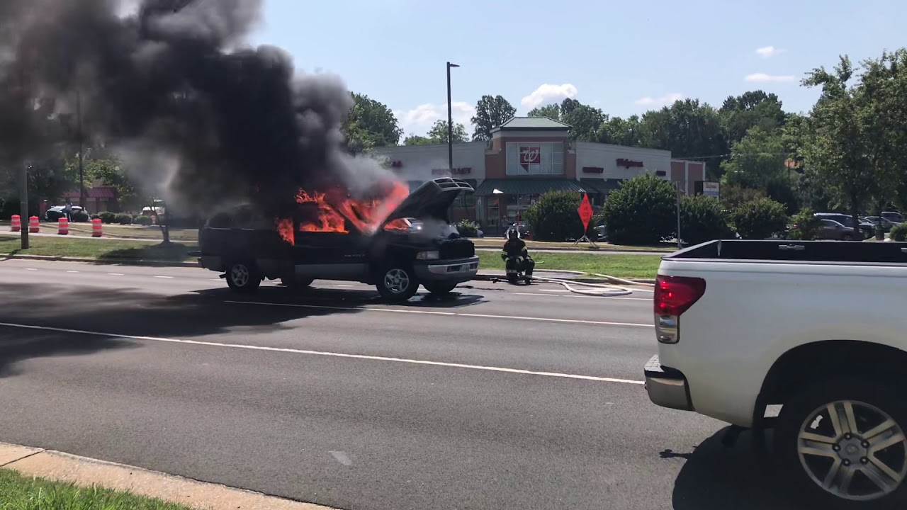 Pre-Arrival Car Fire-Warrenton Volunteer Fire Department Responding