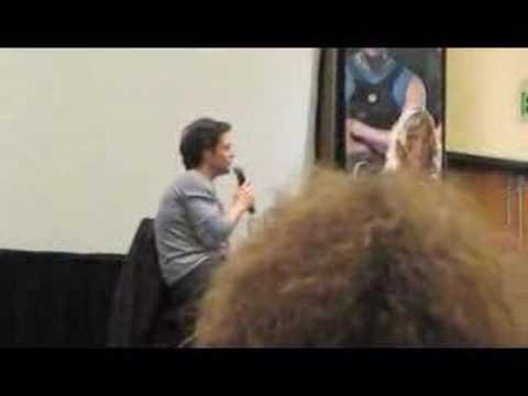 Jamie Bamber - Burbank 2007 - Re: Towels