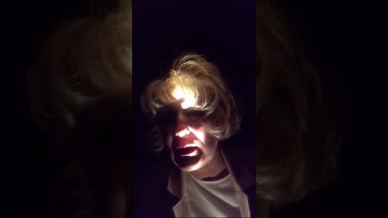 Quarantimekiller Woman In Closet With A Flashlight Youtube Quarantimekiller Woman In Closet With A Flashlight Youtube