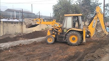 JCB 3dx Backhoe Loader Machine Loading Mud In Eicher 333 Tractor | Jcb and Tractor Video