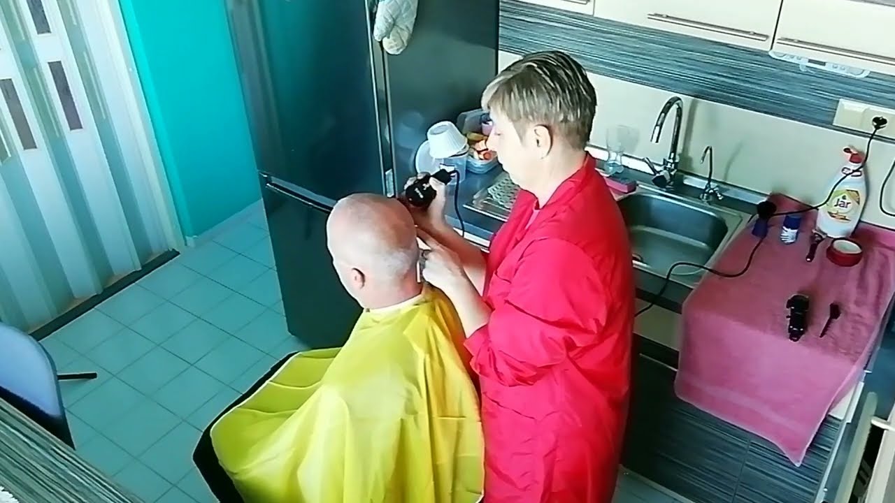 Discipline headshave by home barberette ✂️💈