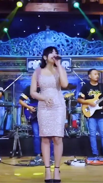 CINTA BERAWAN LUSYANA JELITA ADELLA