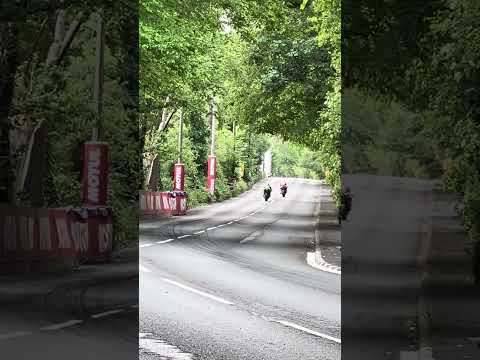Isle of Man TT 🔥 John McGuinness and David Johnson 🔥 FAST 🔥
