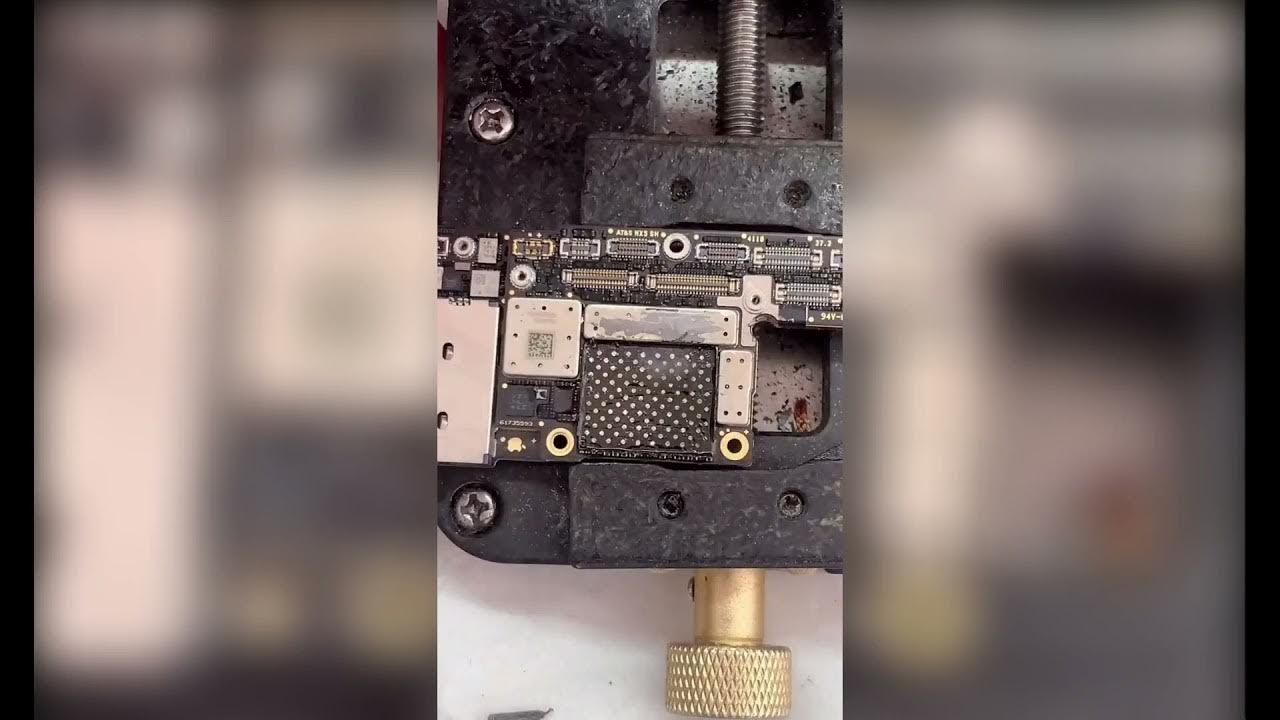how-to-turn-iphone-11-pro-max-cracked-into-diy-iphone-12-pro-max