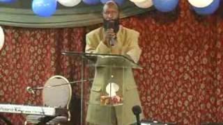 Prophet Dr David Owuor in Toronto (18 sept 2008) pt.1