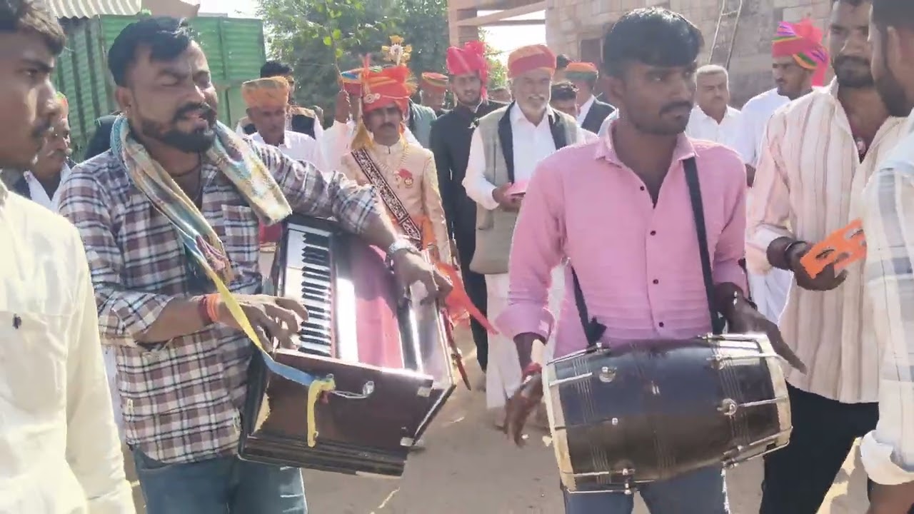 बन्ना मारो केसरियो हजारी गुल रो फूल🌹 सिंगर मदन राणा खिरजा,7073771906