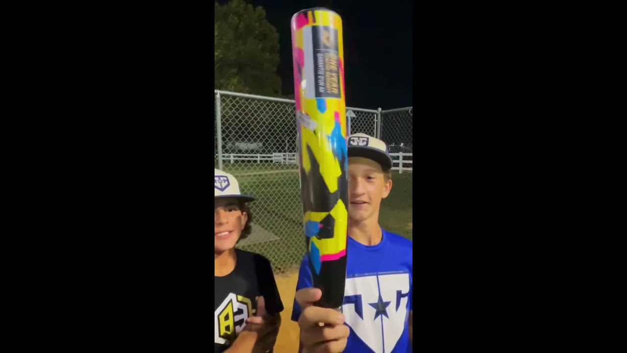 Unboxing Demarini Zoa Glitch 