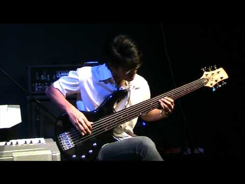 music-malaysia---gfx-6-string-bass-guitar-demonstration-(the-chicken,-arabic-improvisation)