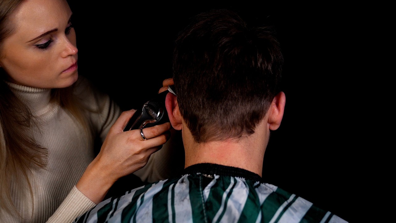 ASMR | Real person HAIRCUT (trimmer, snipping, brushing...) 💈 [TINGLY FRIDAY]