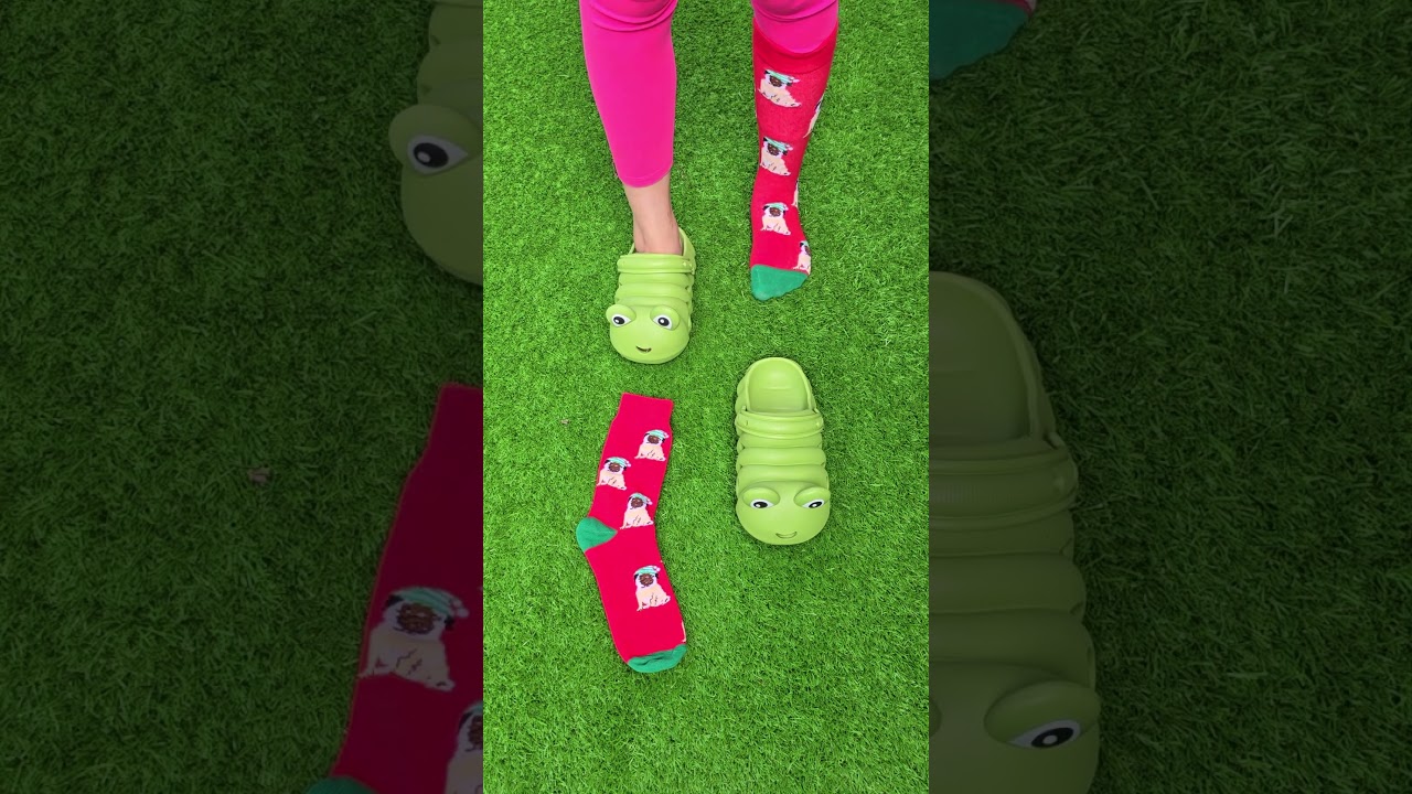 Worm slippers 🐛🐛 Dog socks 🐶🐶 