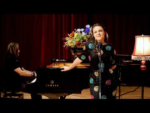 Blackbird- Ekaterina Shelehova and Ron Lopata (The Beatles Cover- Live version)