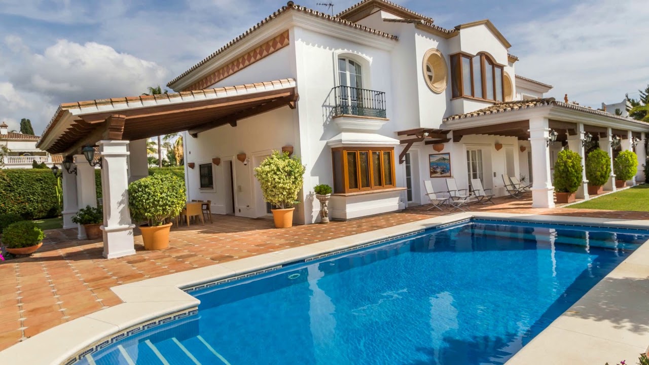 Casas, villas y pisos de lujo en la costa del sol.