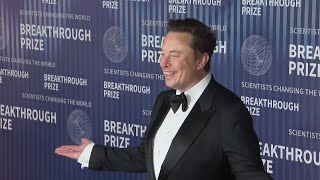 Stars turn out for Breakthrough Prize to celebrate achievements in science