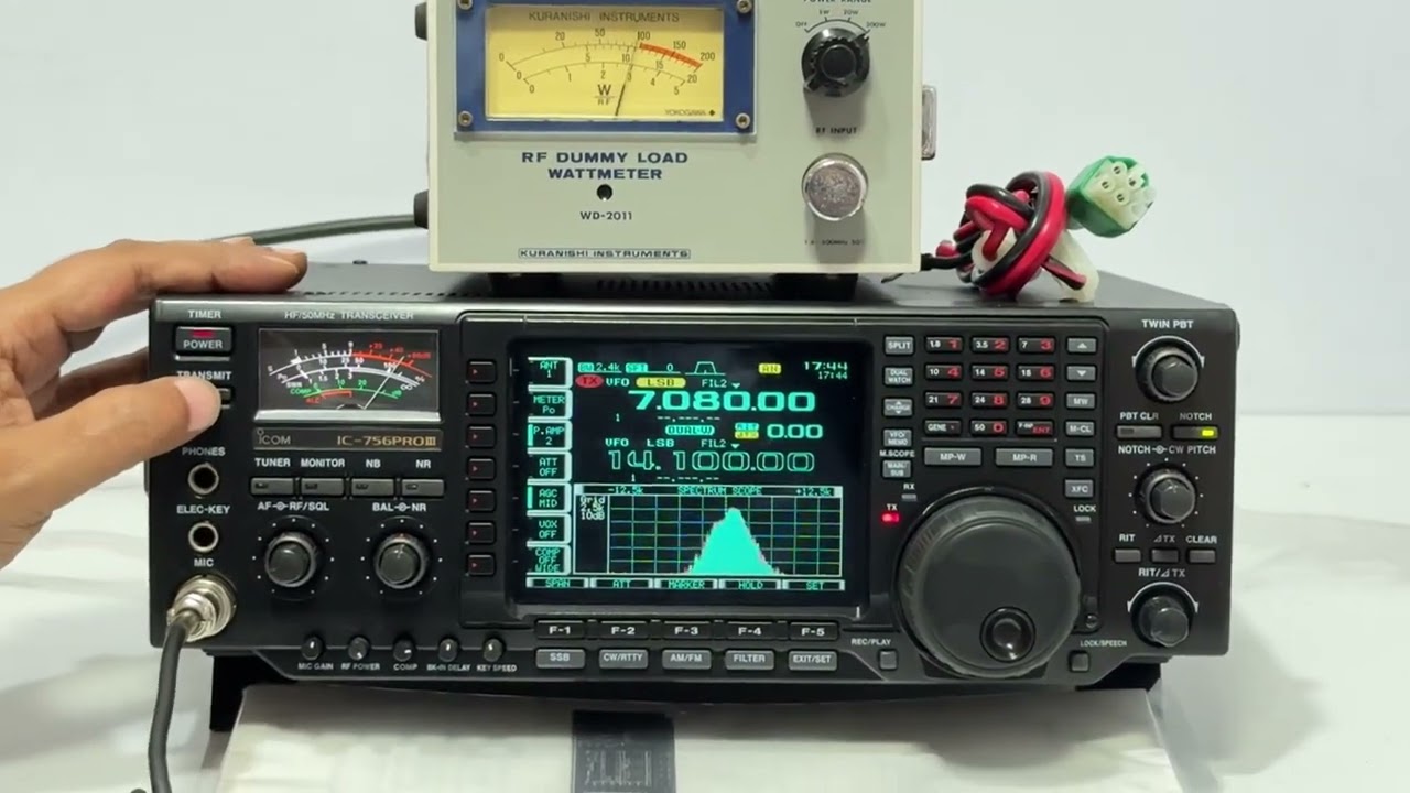 Icom IC-756 Pro 3 HF/50MHz 120W Open Freq - YouTube