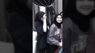 Nak Elly Mcmni Ngan Aya Rawr