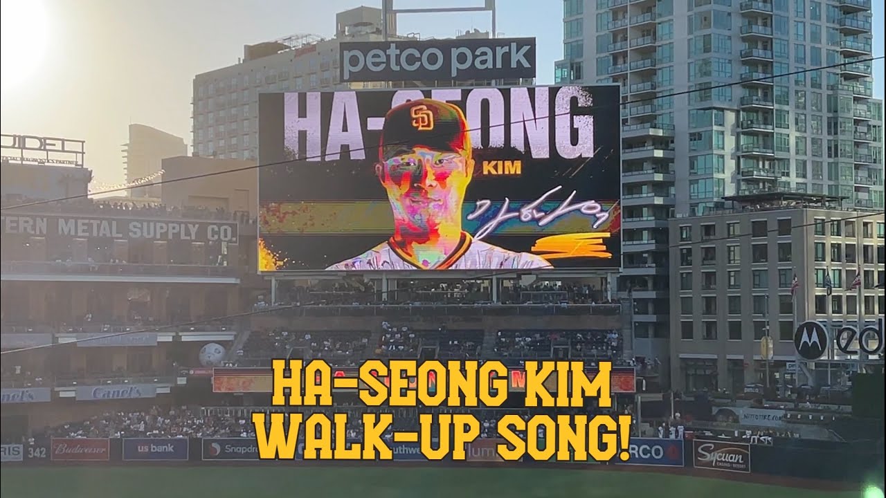 Say it with us now: HA-SEONG KIM 🗣 - San Diego Padres