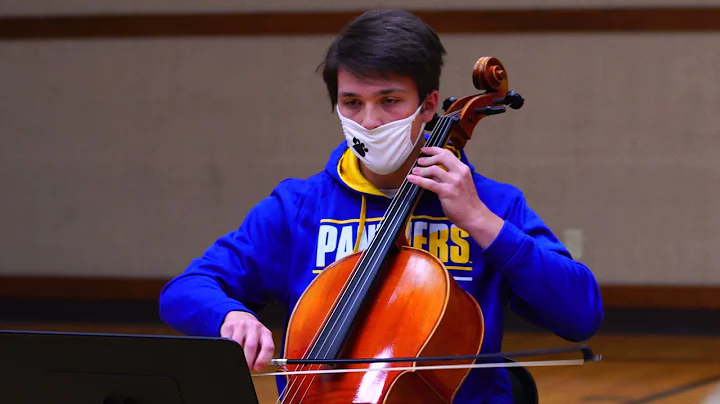 Daniel Rieker Plays Bach: Minuets from Suite in G ...