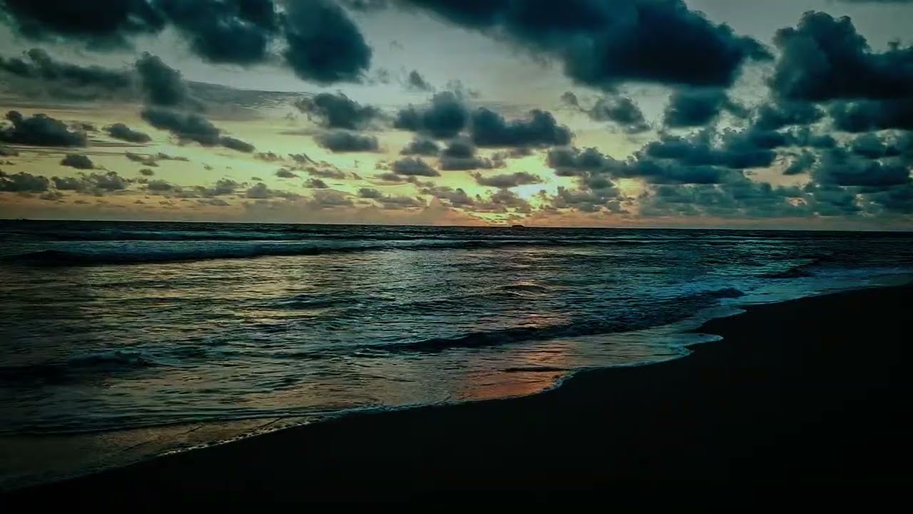 Evening Ocean Sunset 🌙Perfect Weather to Relax Your Mind
