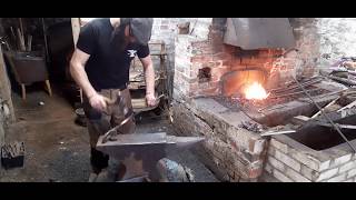 Medieval Arrows - Forging Heavy War Bodkin Arrowheads