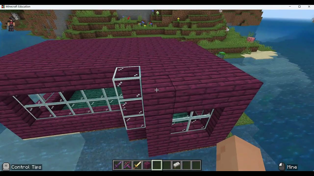 Строительство базы в творческом режиме Minecraft.
