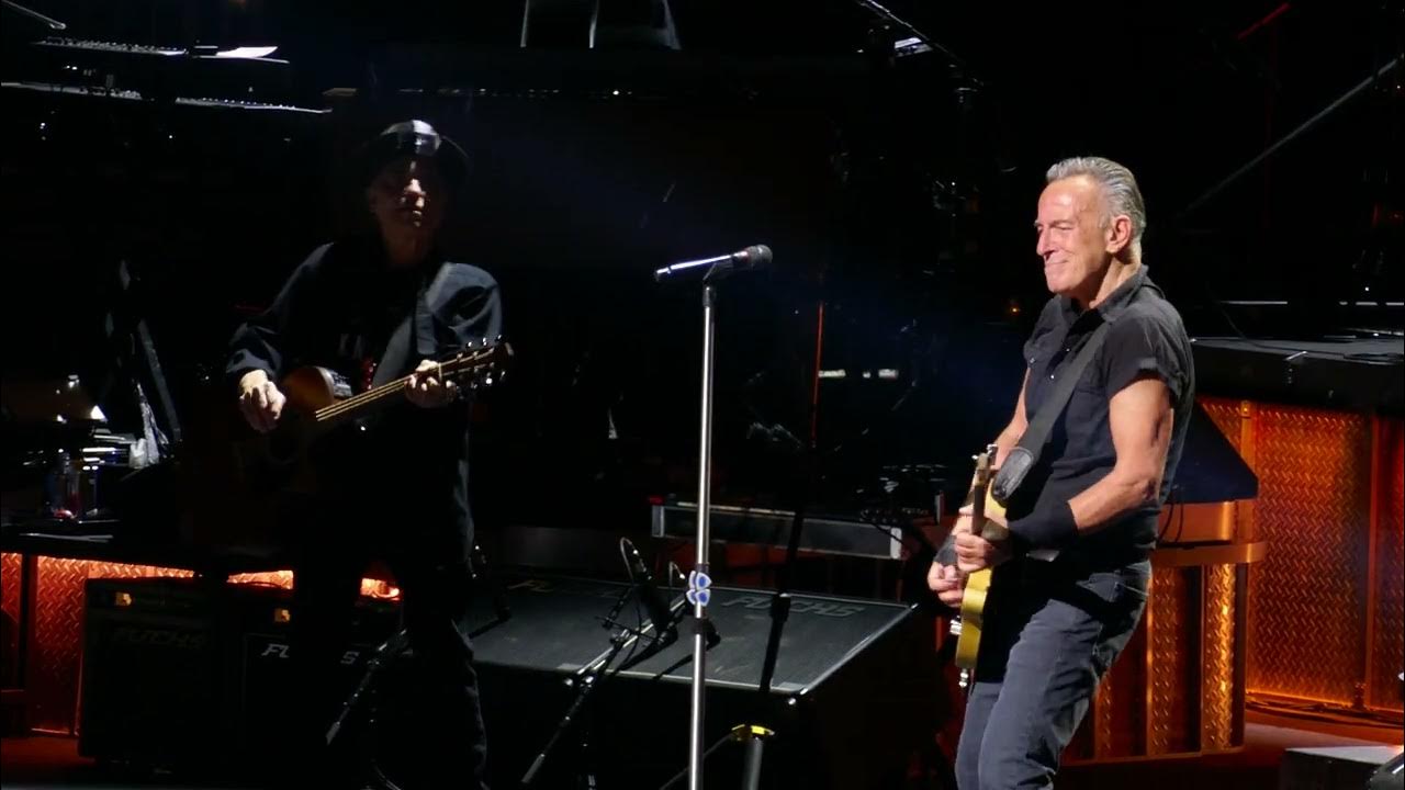 Bruce Springsteen Kitty's Back TD Garden Boston 20230320 YouTube