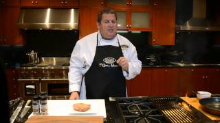 Learn how to cook a sirloin steak on the grill and oven. today we
share step by cooking instruction so you can make perfect top stea...