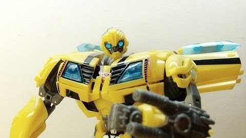 Transformers: Prime Deluxe Bumblebee First Edition Review