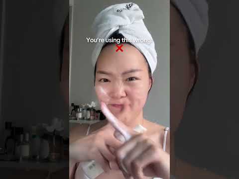 How to use the Here Oh My First <strong>Serum</strong> 😏 #demaf #<strong>serum</strong> #skincare #koreanskincare #kbeauty
