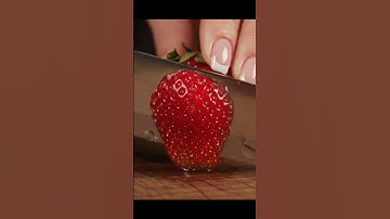 🍓🔪 Satisfying Strawberry Slice | Hyper-Realistic 8K ASMR 🎧✨ # #asmr #foodasmr #shorts