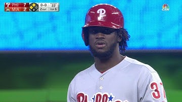 PHI@MIA: Herrera extends the lead with an RBI double