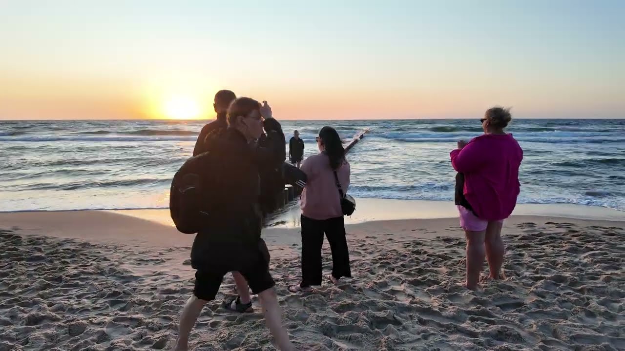 Rewal - lato 2025: Zobacz, dlaczego ta plaża Cię zachwyci! [4K]