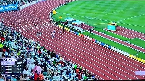 🇺🇸Noah Lyles wins 200m GOLD in 19.31s at World's
