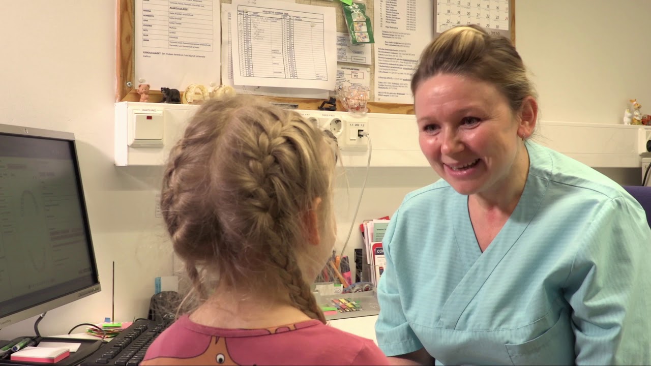 Fanny ja pupu hammashoitolassa