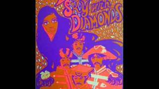 The Beatles - Lucy In The Sky With diamonds (Lyrics)