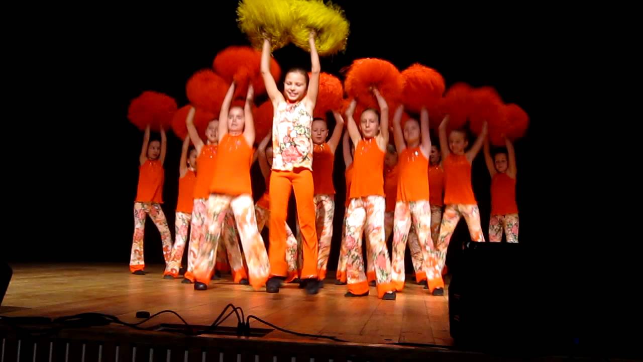 Mażoretki Arabeska w Kuźni Raciborskiej 09.12.2012