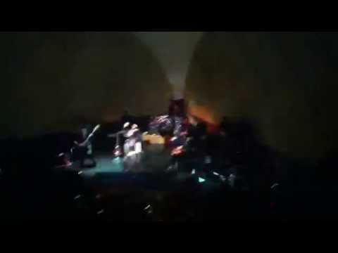 Johnny Hooker - Eu vou fazer uma macumba pra te amarrar, maldito!